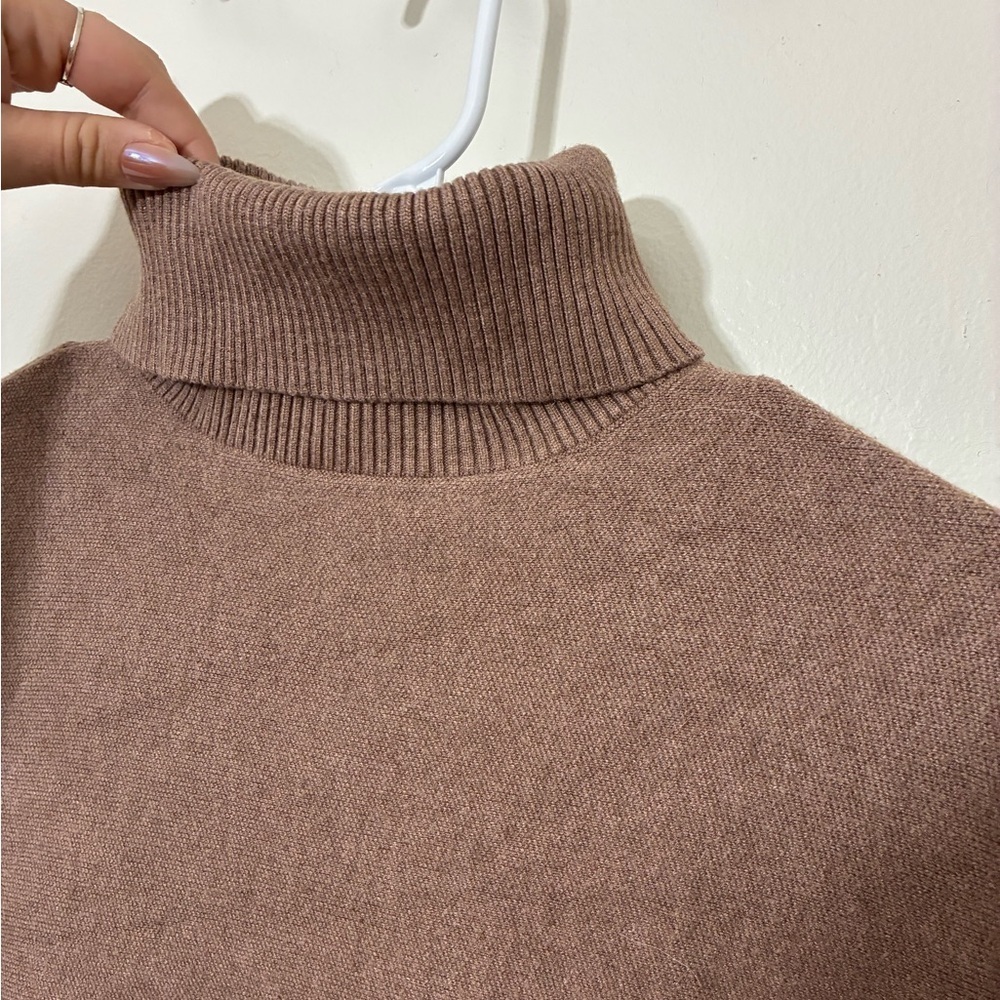 Voy Oversized Turtleneck Drop Shoulder Fringe Sweater Size S - Picture 3 of 5